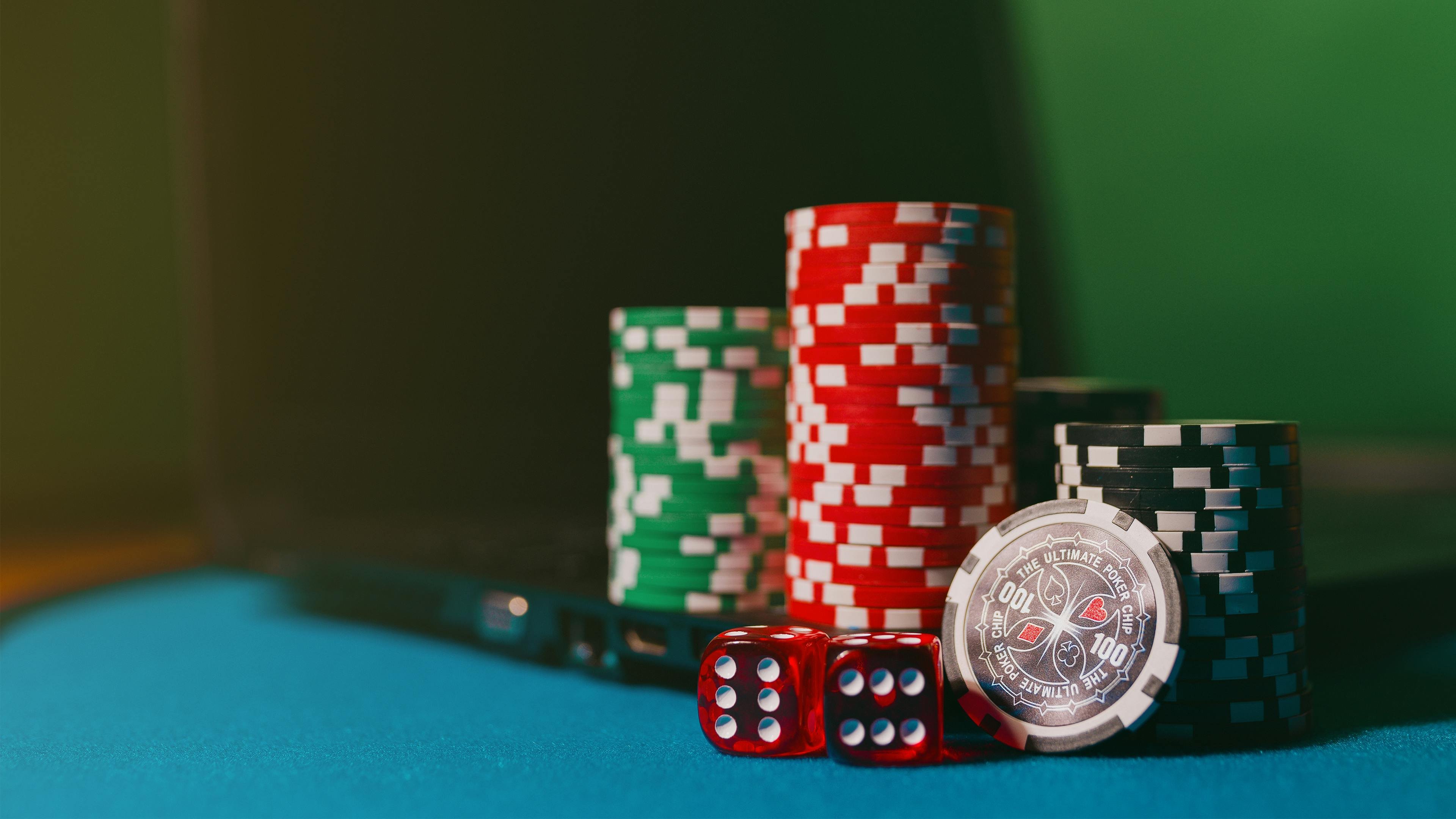 Thành viên VIP 168vn trải nghiệm live casino và sportsbook